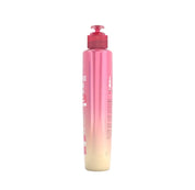 Luxe Organix Niacinamide Arbutin Body Wash provides a long-lasting scent

