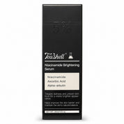 TeaShell 5% Niacinamide Serum absorbs quickly without leaving skin feeling heavy or greasy.